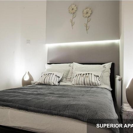 Bpr Agathe Elegant Suite With Parliament View Boedapest Buitenkant foto