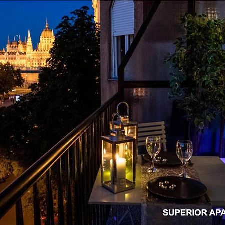 Bpr Agathe Elegant Suite With Parliament View Boedapest Buitenkant foto