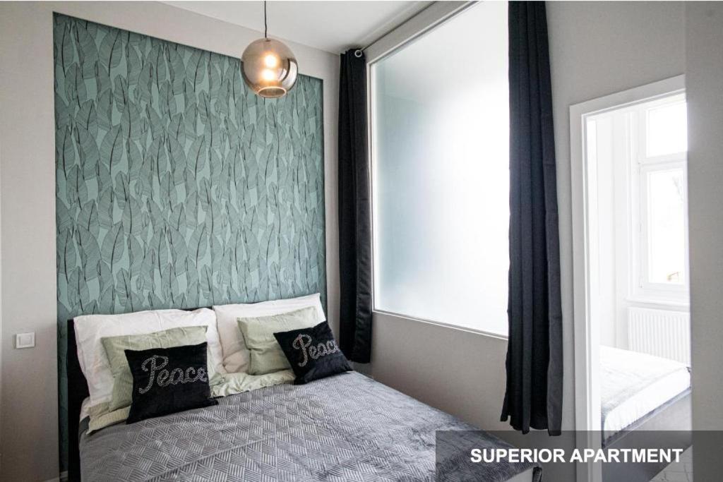 Bpr Agathe Elegant Suite With Parliament View Boedapest Buitenkant foto